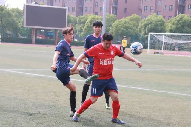 C罗主罚点球失误，利雅得胜利未能领先